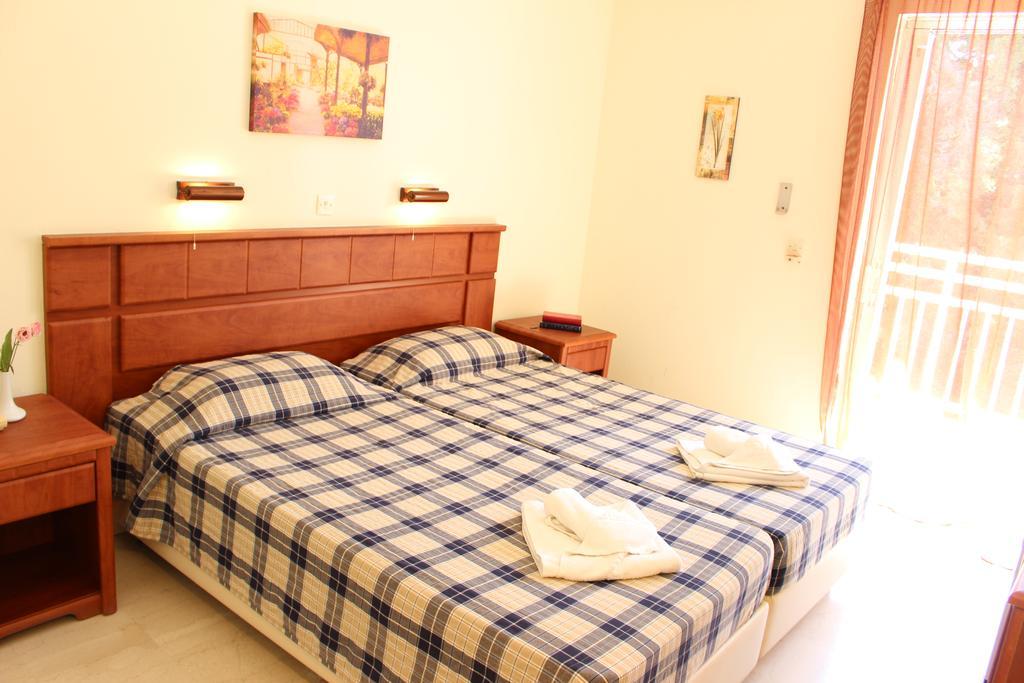 Primavera Hotel Gazatika ภายนอก รูปภาพ